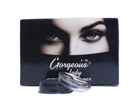 Gorgeous Lady Cake Liner